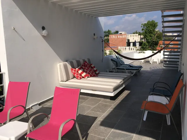 Terrace to the studio